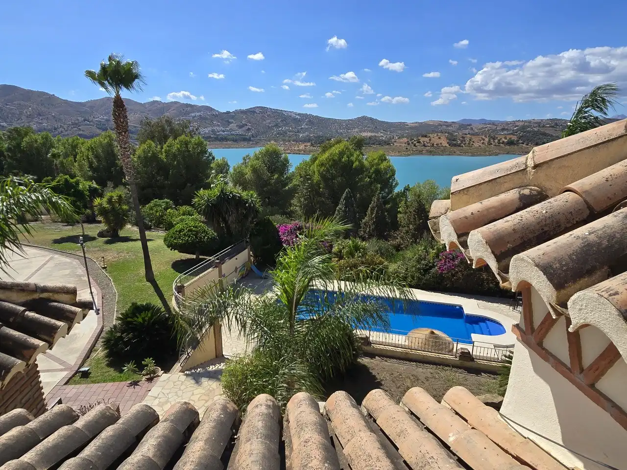 Swimming pool of Houses for sale in Viñuela  with Air Conditioner, Terrace and Swimming Pool