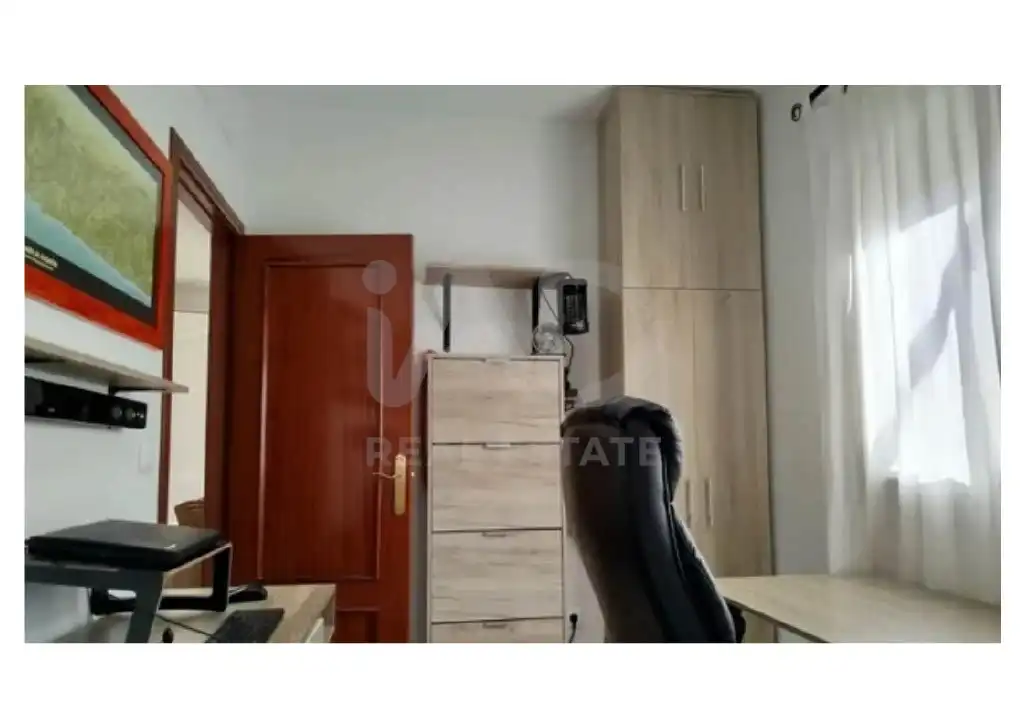 Habitación de Casa adosada en venta en Lepe con Calefacción, Terraza y Piscina