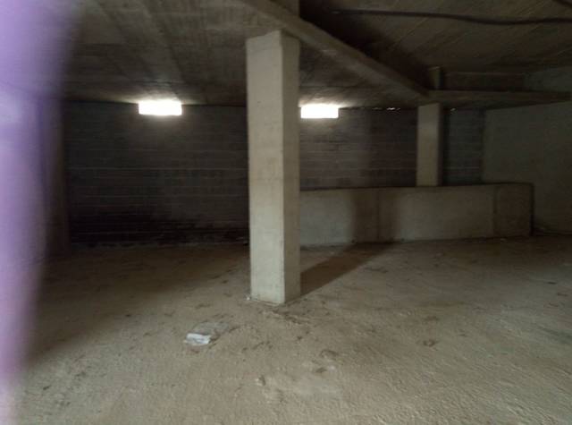 Local comercial en Alquiler en Salburua - Arantzabela