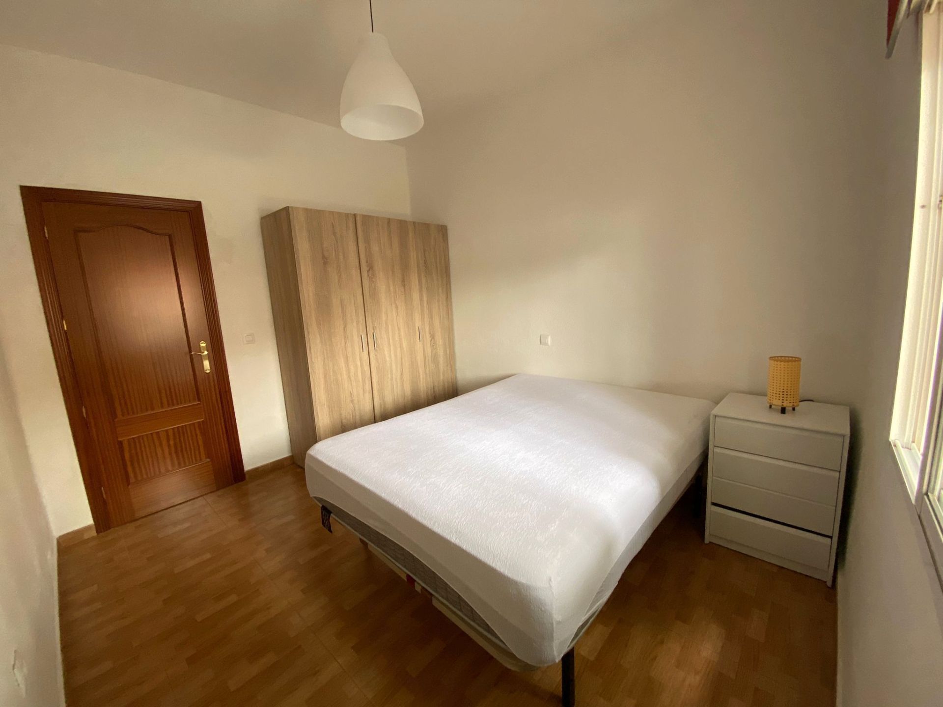 Dormitori de Pis de lloguer en Badajoz Capital amb Moblat i Es permeten mascotes