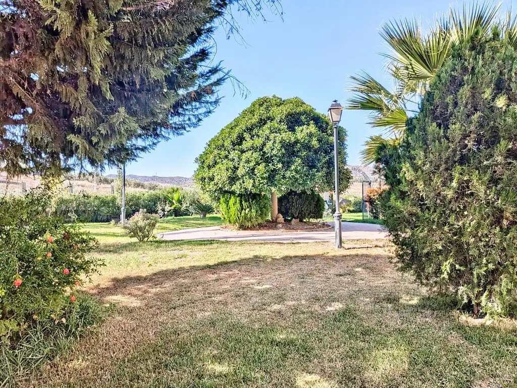 Dachboden zur Miete in Alcaucín, Málaga