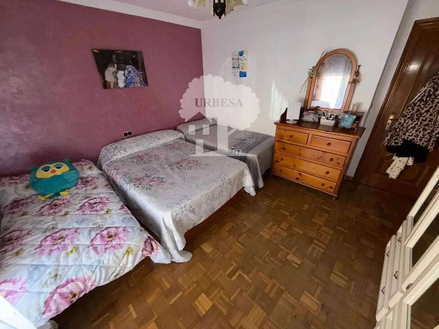 Schlafzimmer von Einfamilien-Reihenhaus zum Verkauf in Motril mit Klimaanlage, Heizung und Schwimmbad