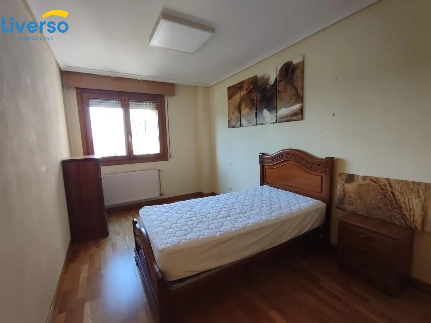 Habitación de Piso de alquiler en Burgos con Calefacción, Trastero y Amueblado