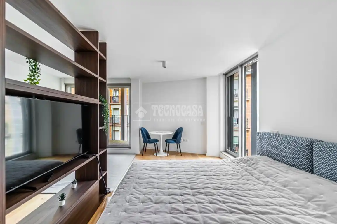 Bedroom of Study for rent in Madrid  with Air Conditioner, Heating and Terrace
