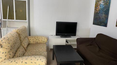 Photo 3 of Apartment to rent in Calle de Los Reyes Católicos, Zona Centro,  Córdoba Capital