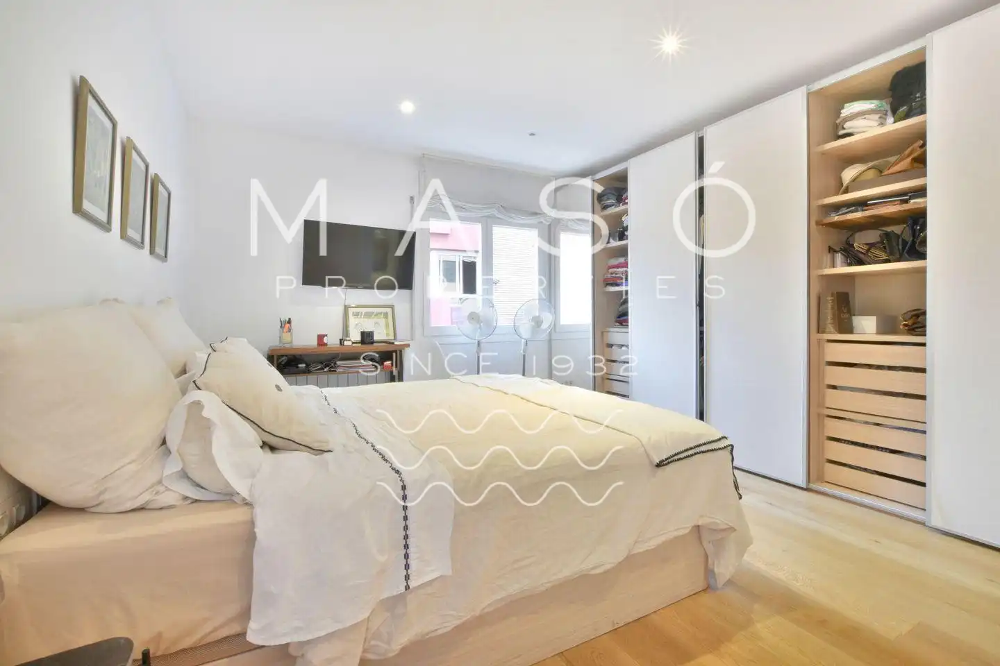 Dormitori de Apartament en venda en Barcelona amb Aire condicionat, Calefacció i Parquet