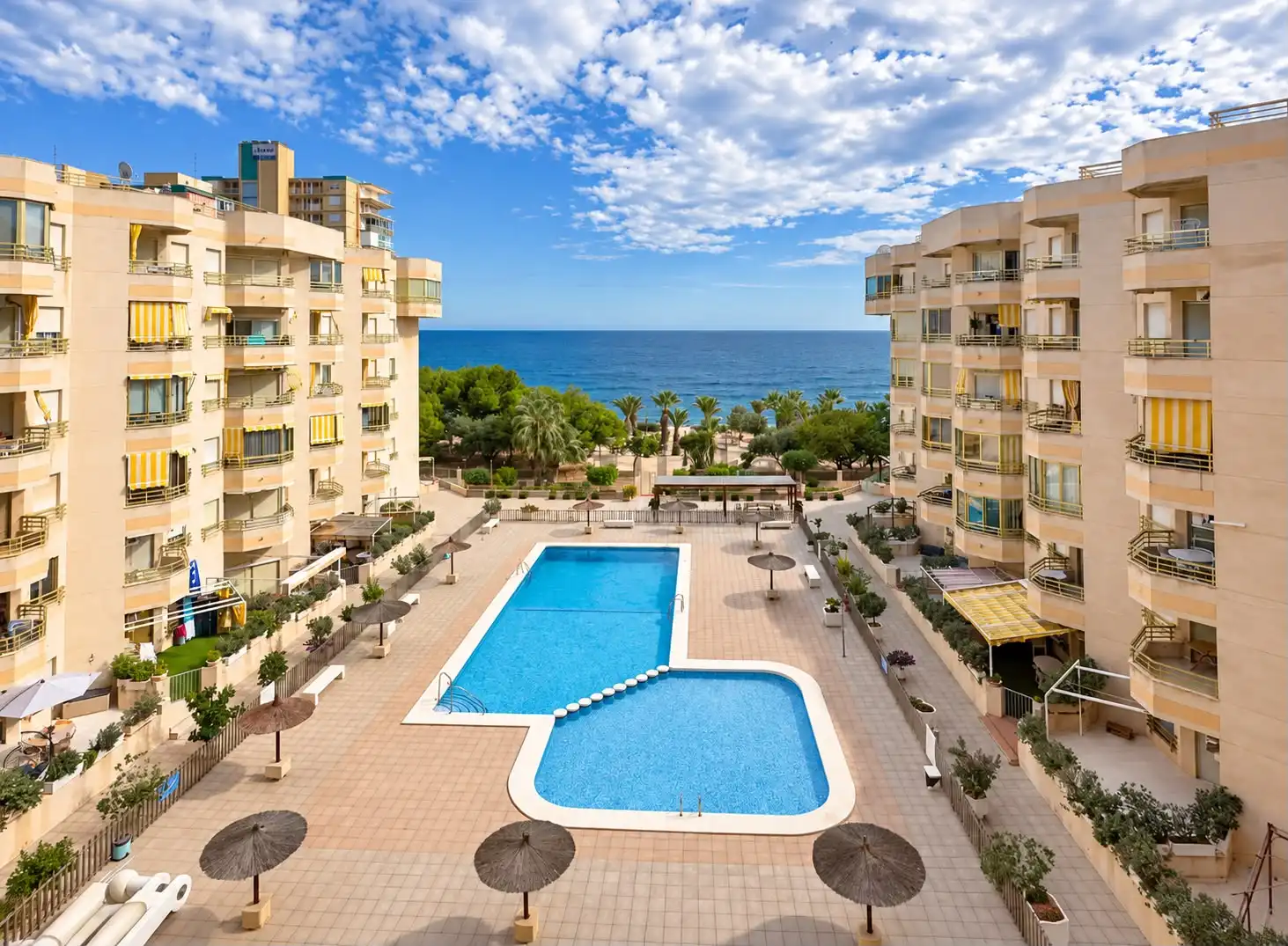 Apartament amb terrassa en venda a Avenida Jaime I el Conquistador 4