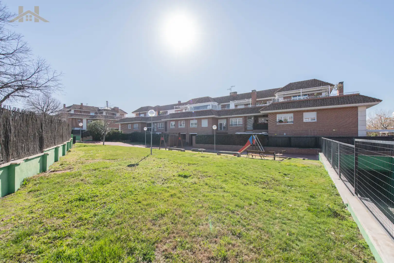 Vista exterior de Ático en venta en Villaviciosa de Odón con Aire acondicionado, Calefacción y Terraza