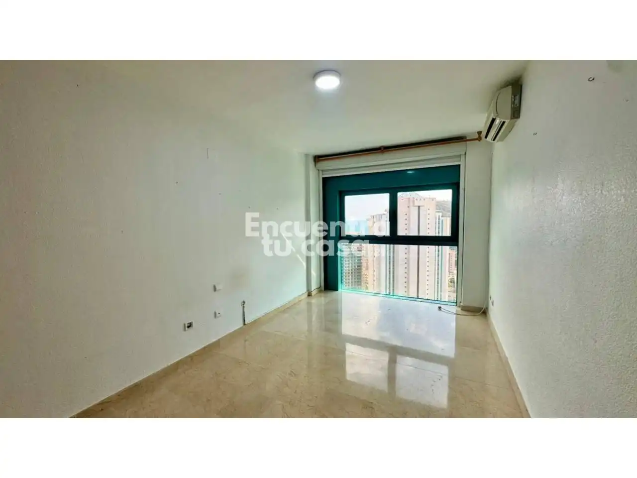 Bedroom of Flat for sale in Villajoyosa / La Vila Joiosa  with Air Conditioner, Heating and Terrace
