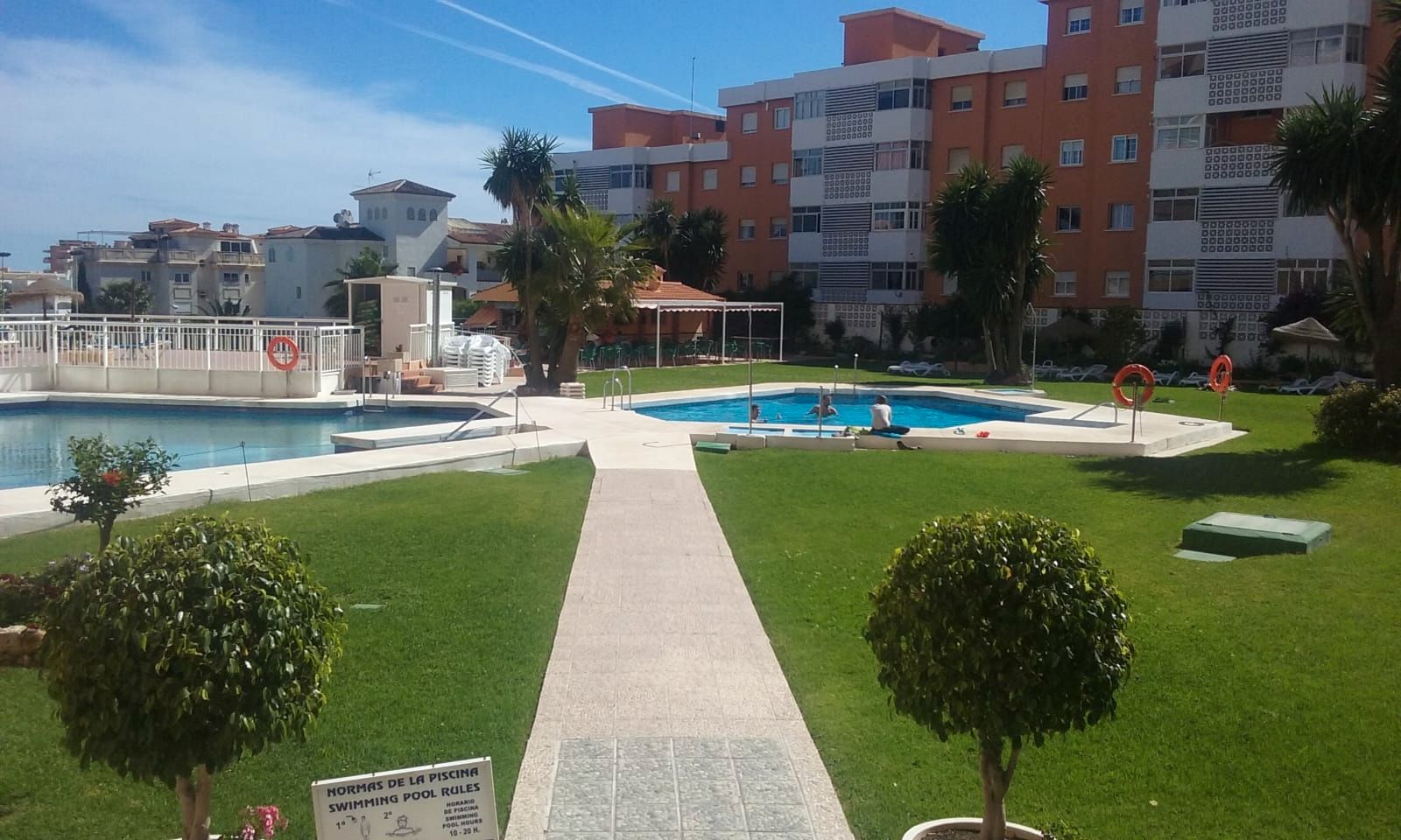 Piscina de Estudi en venda en Torremolinos amb Aire condicionat, Moblat i Piscina comunitària