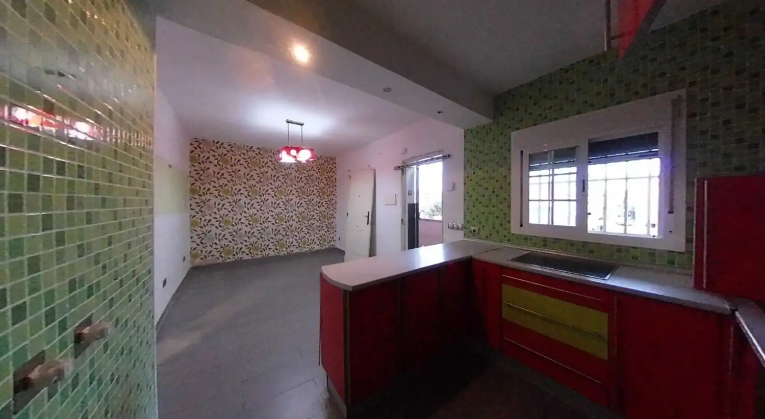 Cocina de Piso en venta en La Línea de la Concepción