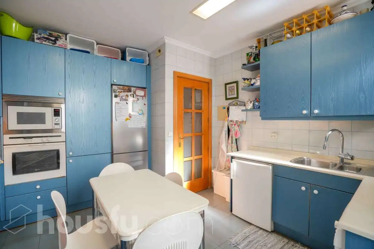 Cocina de Ático en venta en Madrid con Aire acondicionado, Calefacción y Parquet