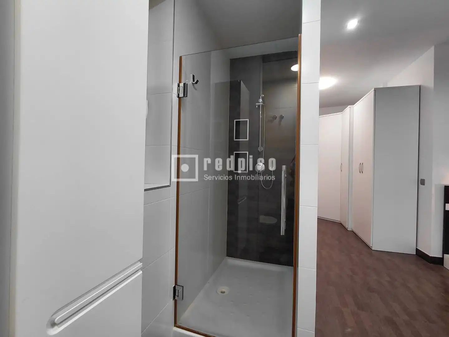 Baño de Piso de alquiler en Valencia con Aire acondicionado y Amueblado