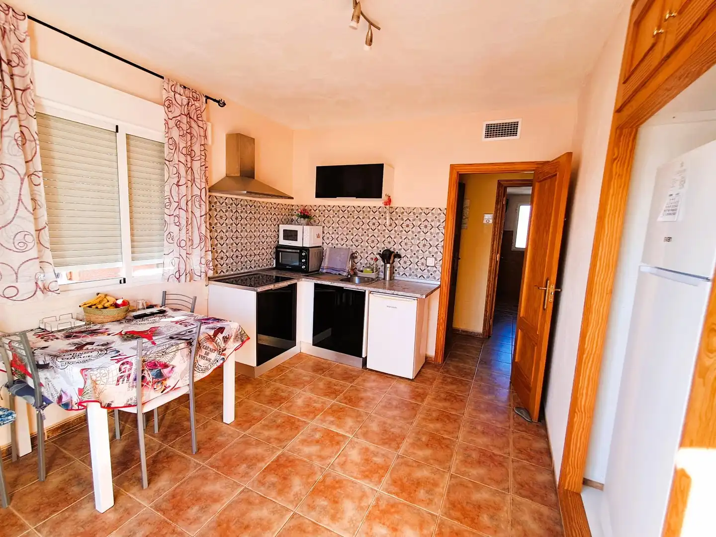 Cocina de Casa o chalet en venta en Águilas con Aire acondicionado, Calefacción y Jardín privado