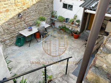 Casa en venda a Santacara