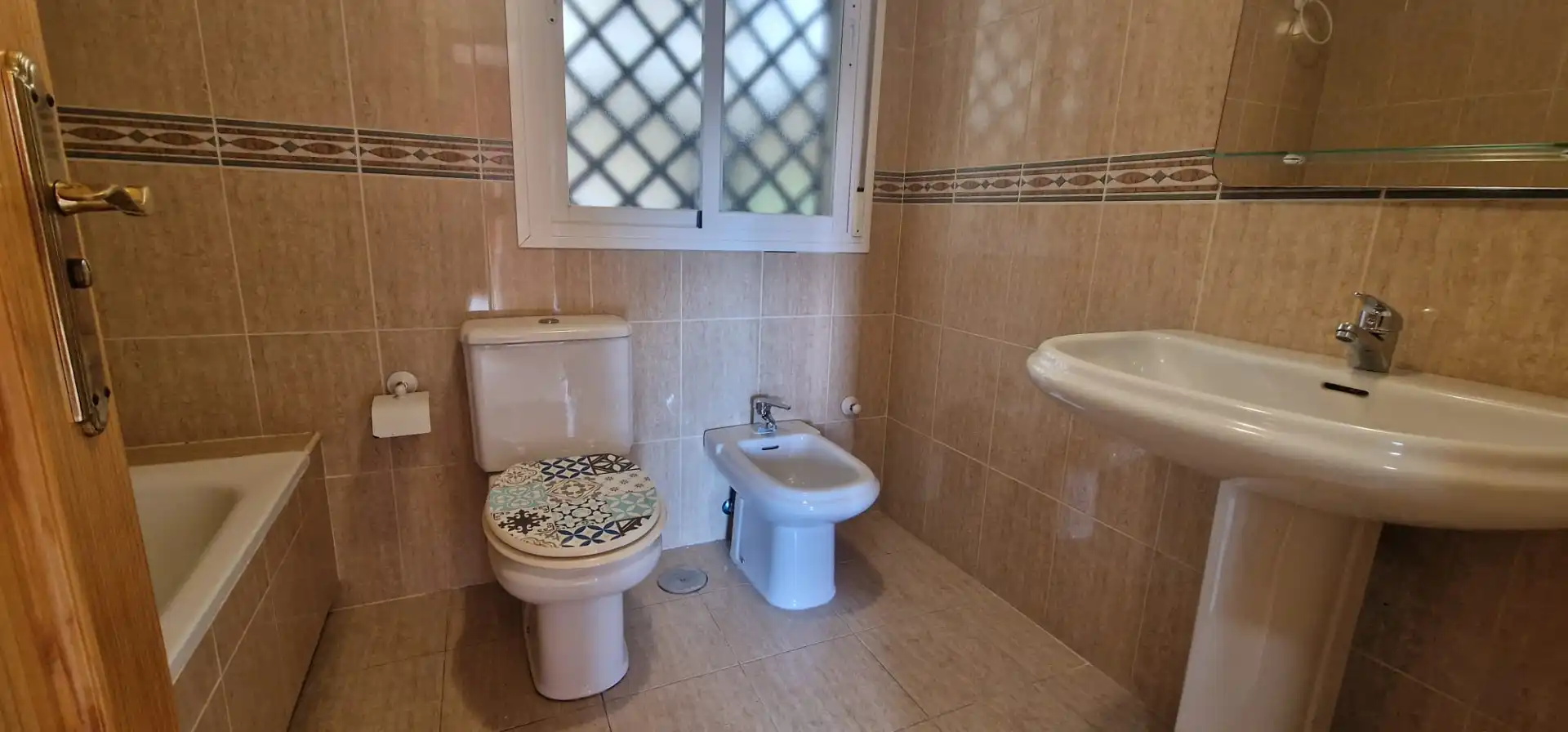 Bathroom of Flat for sale in Benalmádena  with Terrace