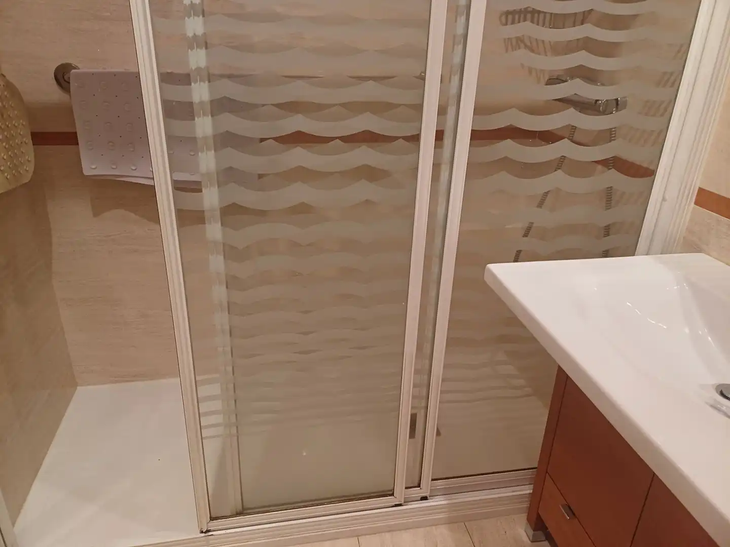 Bathroom of Flat for sale in A Coruña Capital   with Heating, Terrace and Storage room
