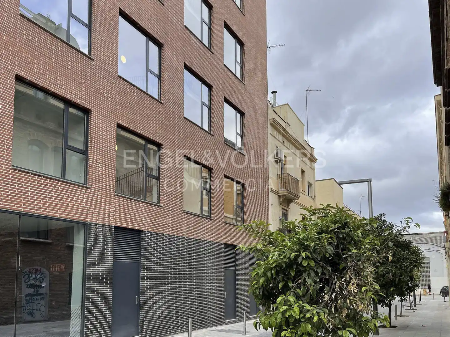 Außenansicht von Büro zur Miete in Barcelona mit Klimaanlage, Terrasse und Möbliert