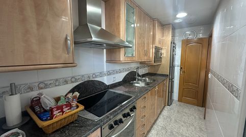 Foto 3 de Piso en venta en Carrer de Pep Ventura, Les Oliveres, Santa Coloma de Gramenet