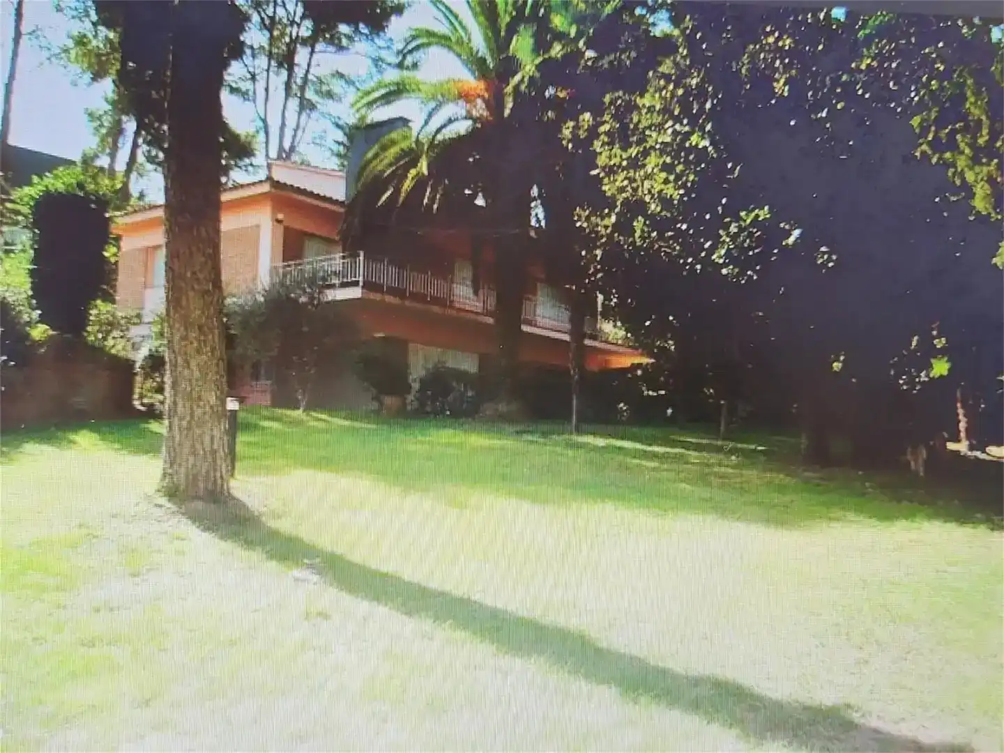 Jardí de Casa o xalet en venda en Cerdanyola del Vallès amb Aire condicionat i Balcó