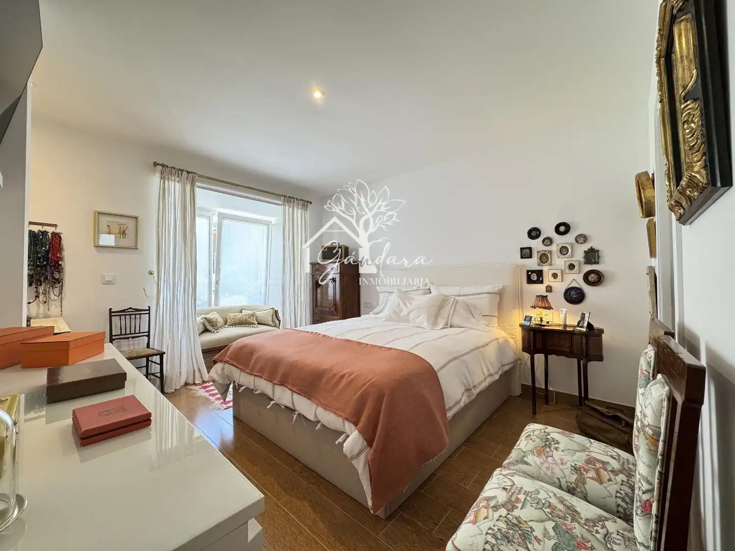 Schlafzimmer von Wohnung zum Verkauf in Ares mit Heizung, Terrasse und Ofen