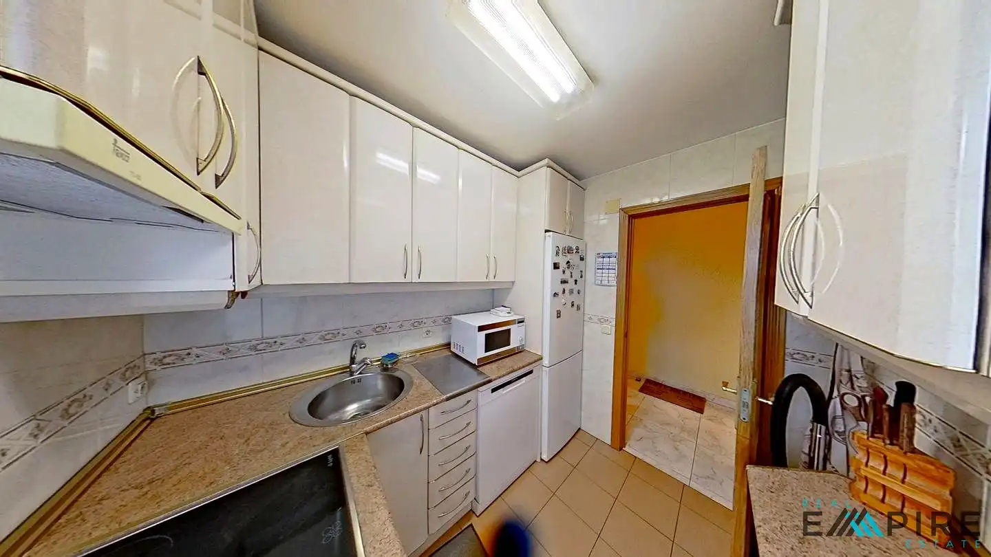 Kitchen of Flat for sale in Parla  with Air Conditioner, Heating and Terrace