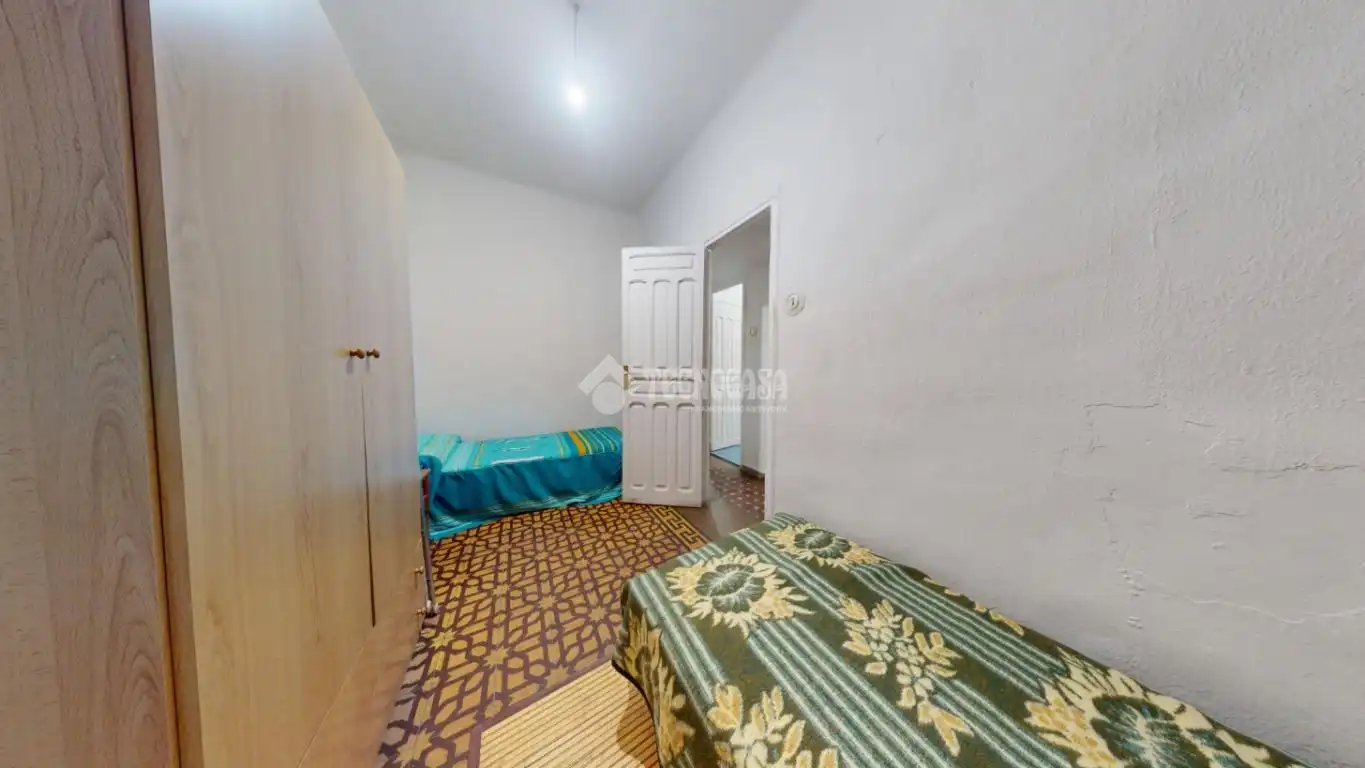 Flat for sale in Madrid  with Heating