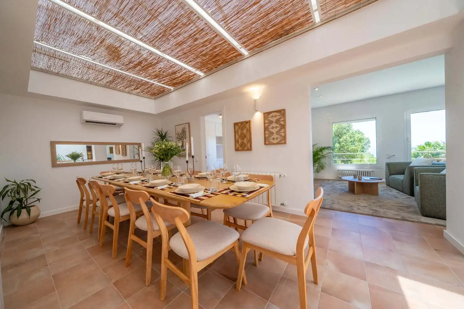 Comedor de Casa o chalet de alquiler en Blanes con Aire acondicionado, Calefacción y Jardín privado