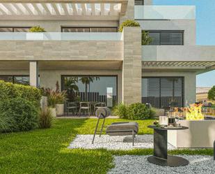 Terrassa de Apartament en venda en Estepona amb Aire condicionat, Calefacció i Jardí privat