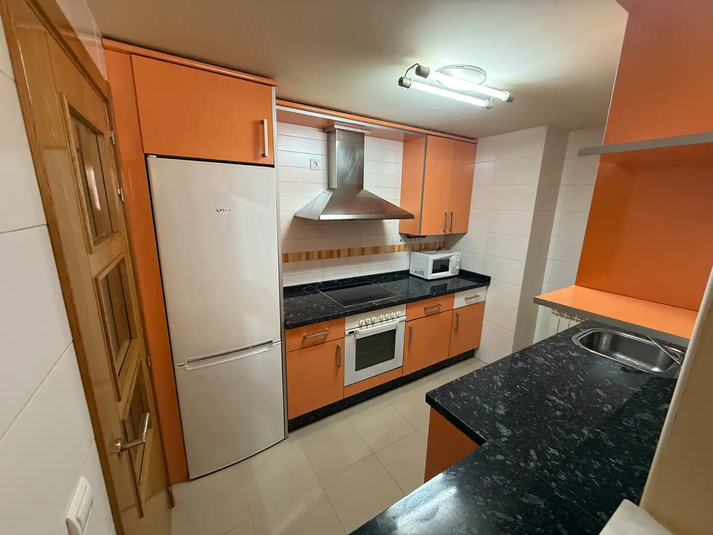 Cocina de Apartamento de alquiler en Ponferrada con Amueblado