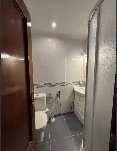 Bathroom of Flat for sale in Etxebarri  with Heating and Storage room