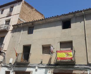 Vista exterior de Casa adosada en venda en Alcañiz