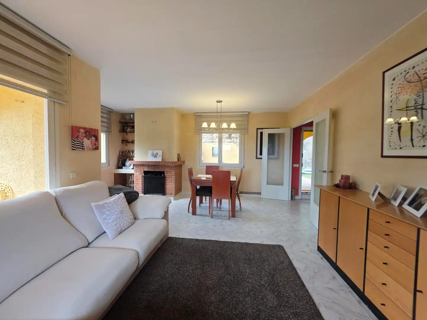 Sala de estar de Casa o chalet en venta en Vallirana con Calefacción, Jardín privado y Terraza