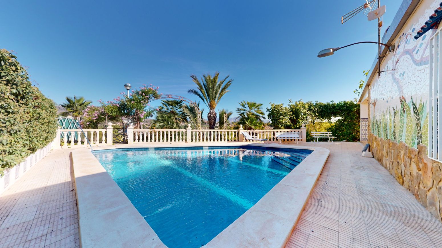 Piscina de Casa o xalet en venda en Novelda amb Aire condicionat, Jardí privat i Terrassa