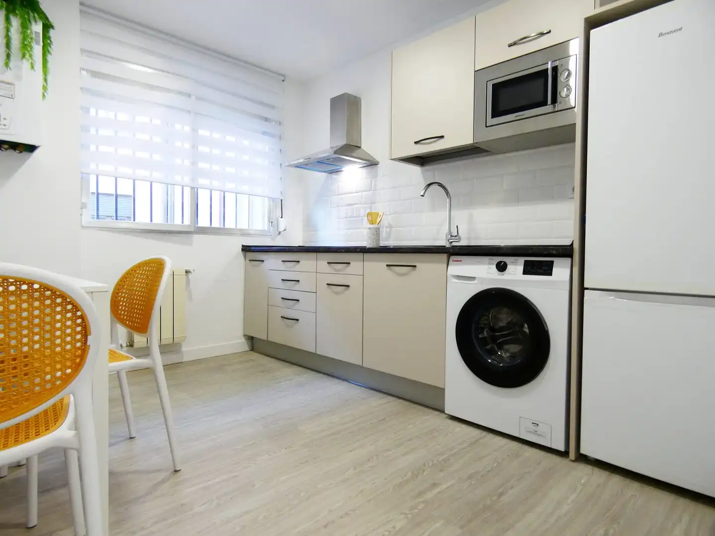 Cocina de Piso para compartir en Ávila con Calefacción, Amueblado y Horno