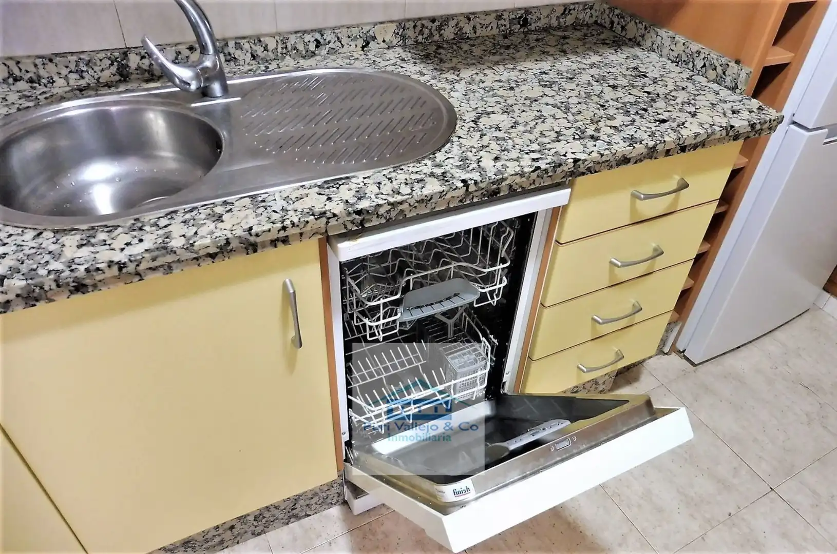 Cuina de Pis en venda en Córdoba amb Aire condicionat, Calefacció i Terrassa