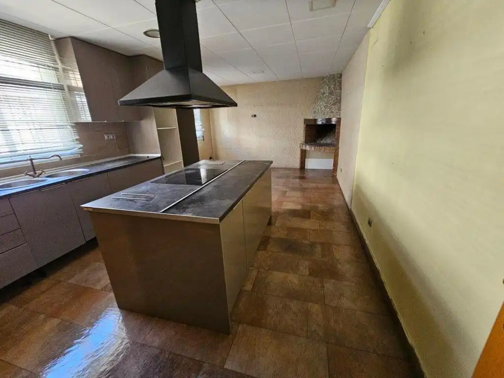 Haus oder Chalet zum Verkauf in Carrer de Pau Gargallo, Migjorn