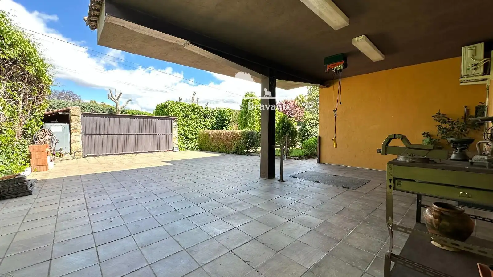 Terrace of Houses for sale in Villanueva de la Cañada  with Air Conditioner, Heating and Parquet flooring
