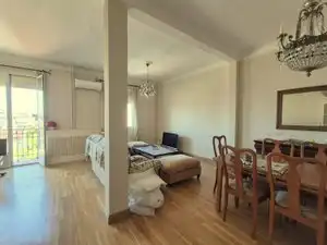 Flat with terrace for sale in Avenida de la Reina Victoria, imagen 3