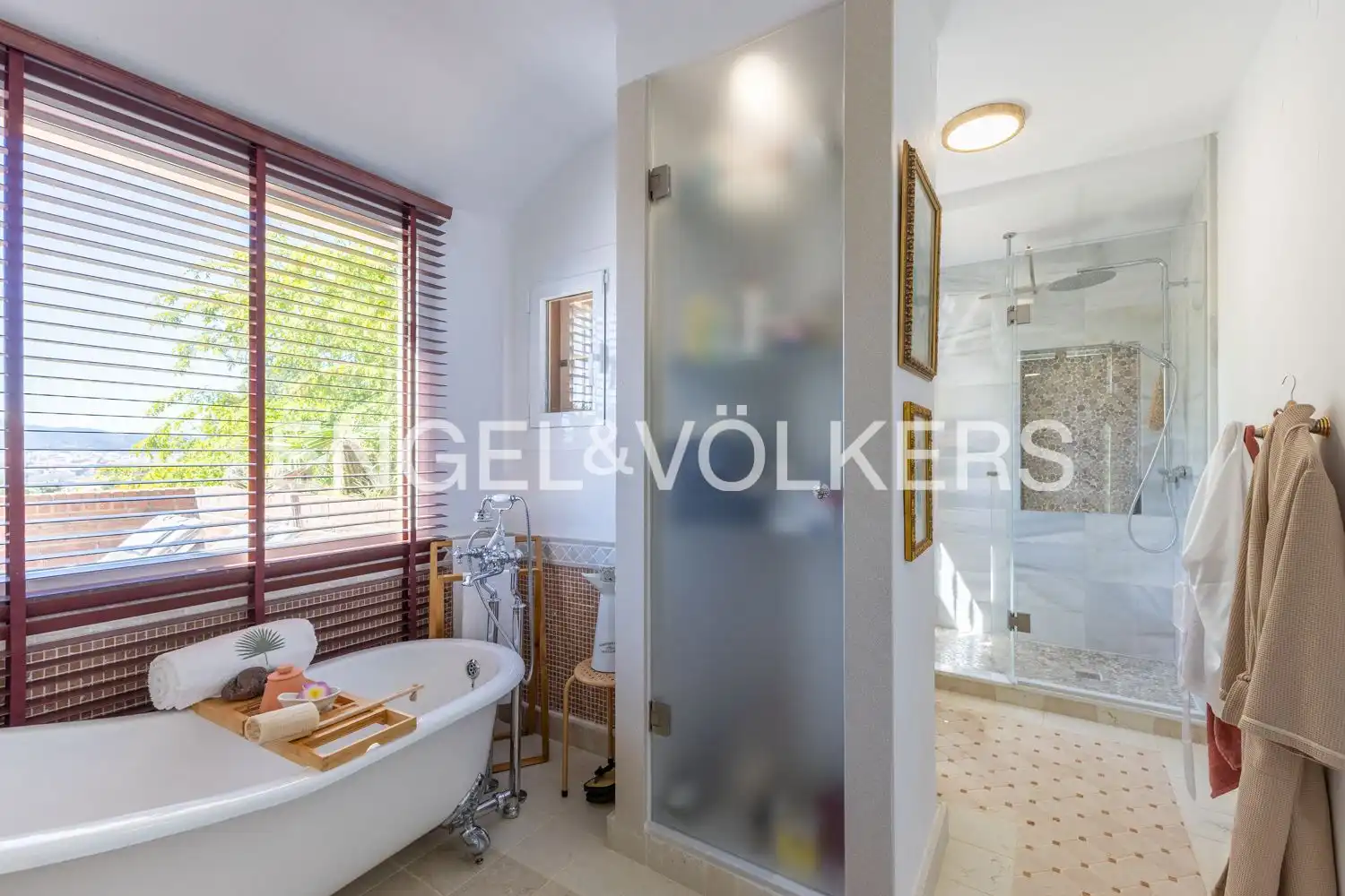 Bathroom of Houses for rent in Riba-roja de Túria  with Air Conditioner, Heating and Private garden