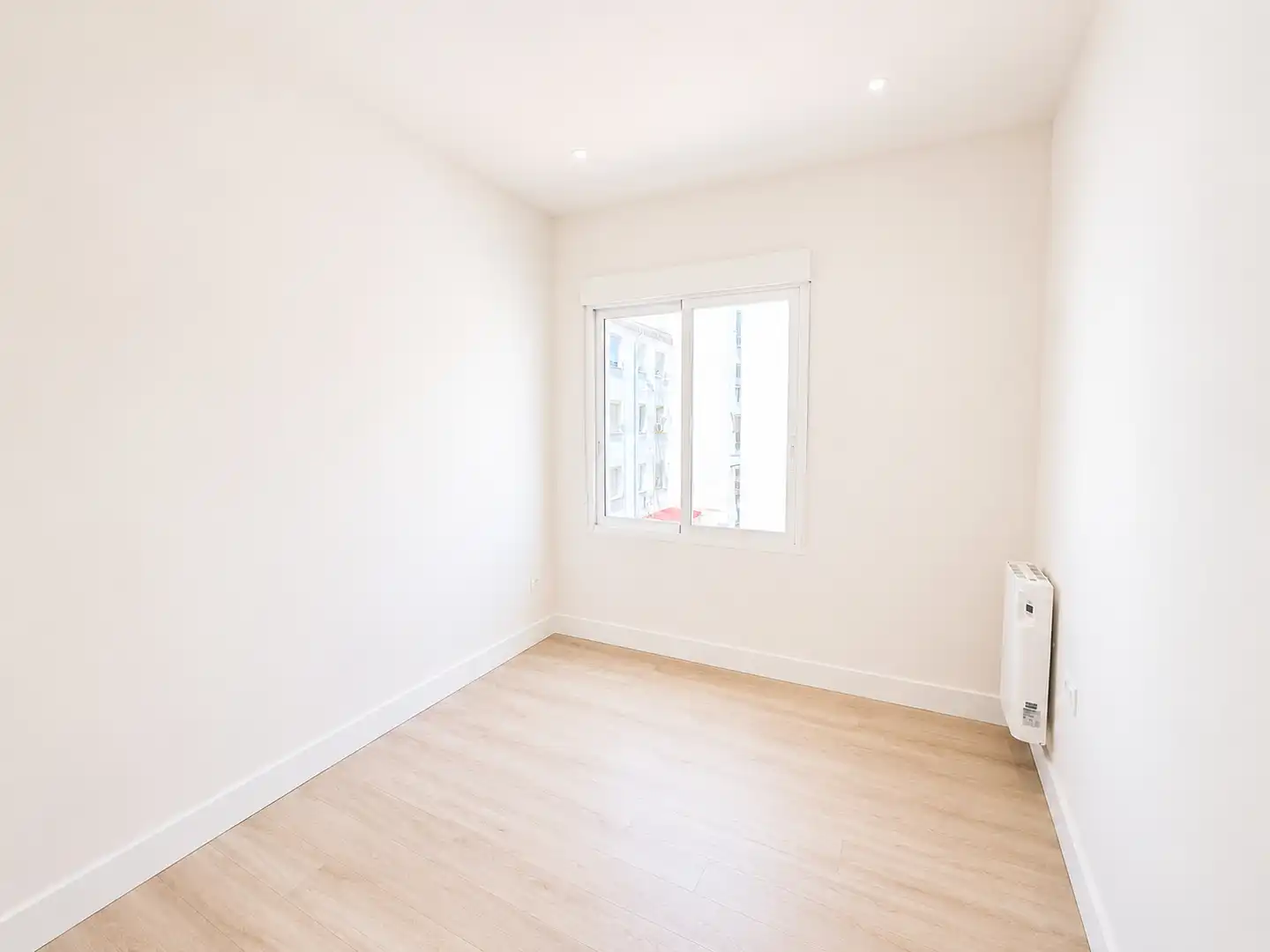 Bedroom of Flat for sale in  Logroño  with Heating, Oven and Washing machine