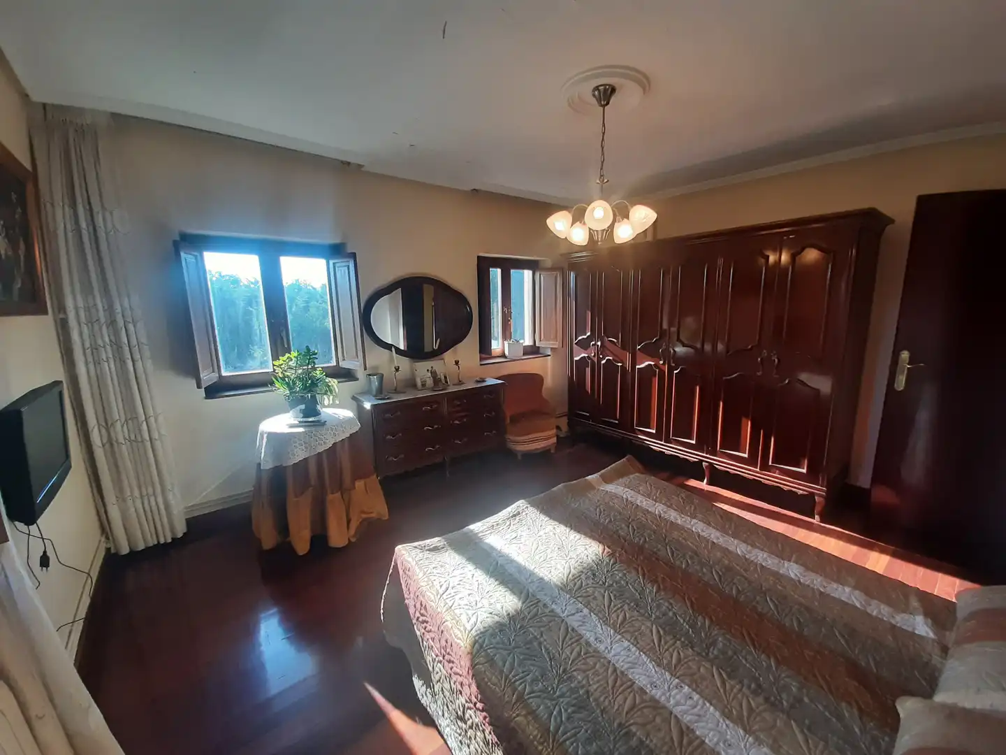 Habitación de Casa o chalet en venta en Reocín con Calefacción, Jardín privado y Amueblado