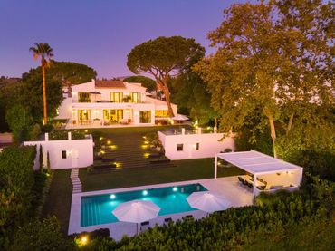 Casa con piscina en venta en Marbella Centro
