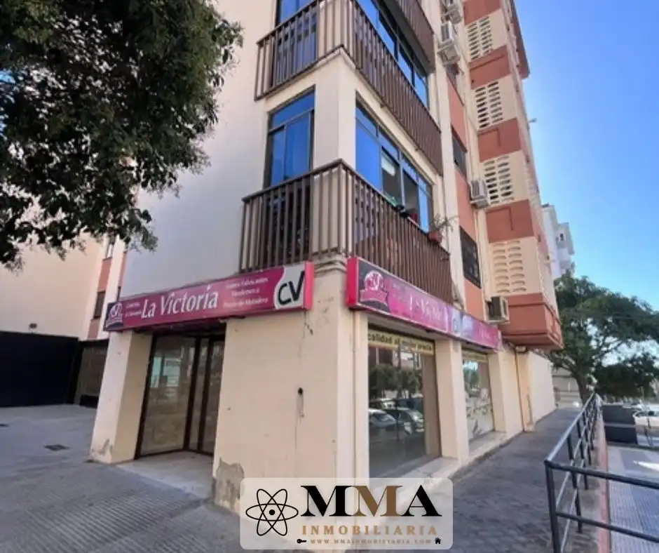 Local commercial à louer à Avenida de las Fuerzas Armadas, imagen 5