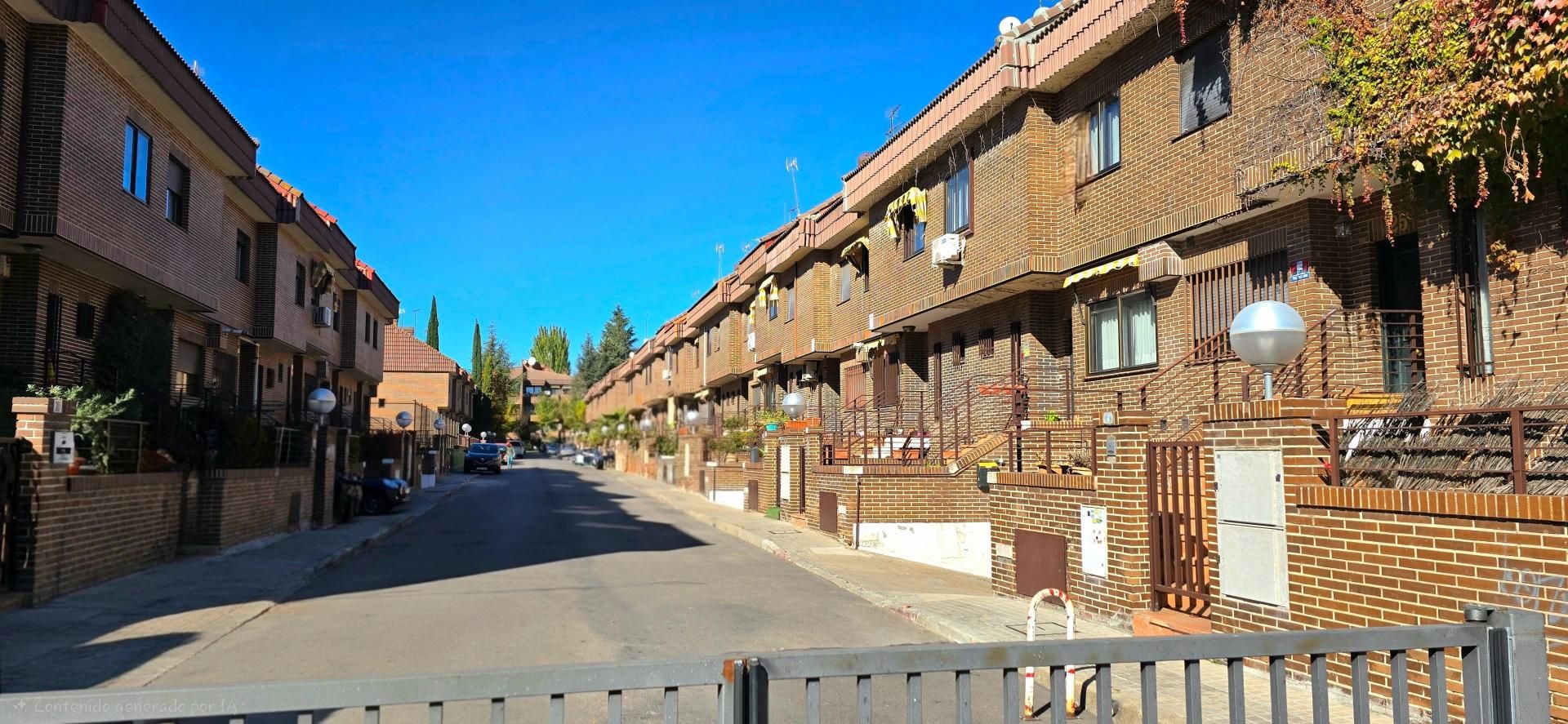 Exterior view of Single-family semi-detached for sale in Las Rozas de Madrid  with Heating, Balcony and Community pool