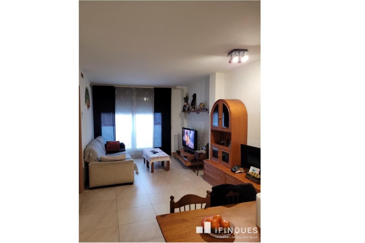Sala d'estar de Pis en venda en Sabadell amb Aire condicionat, Calefacció i Internet