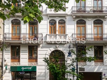 Pis amb ascensor en venda a Marqués del Turia