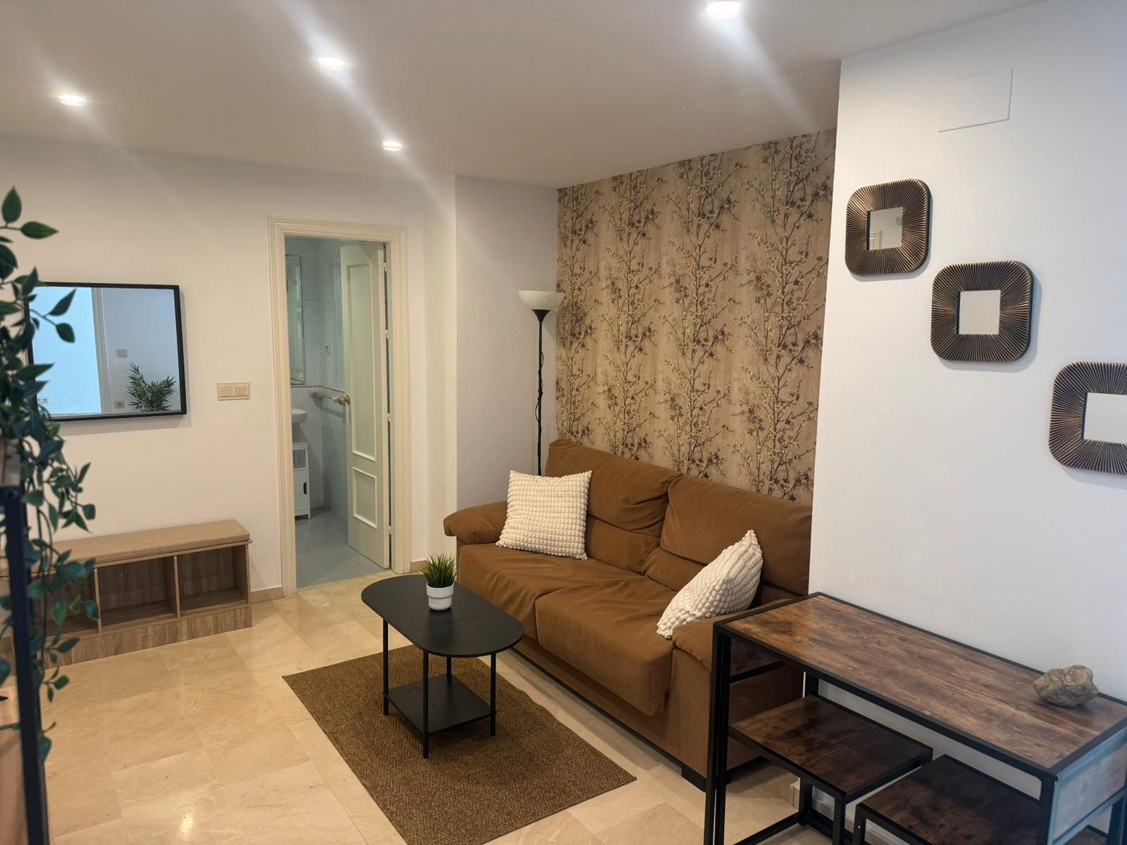 Sala de estar de Apartamento de alquiler en Santa Fe con Aire acondicionado, Calefacción y Amueblado