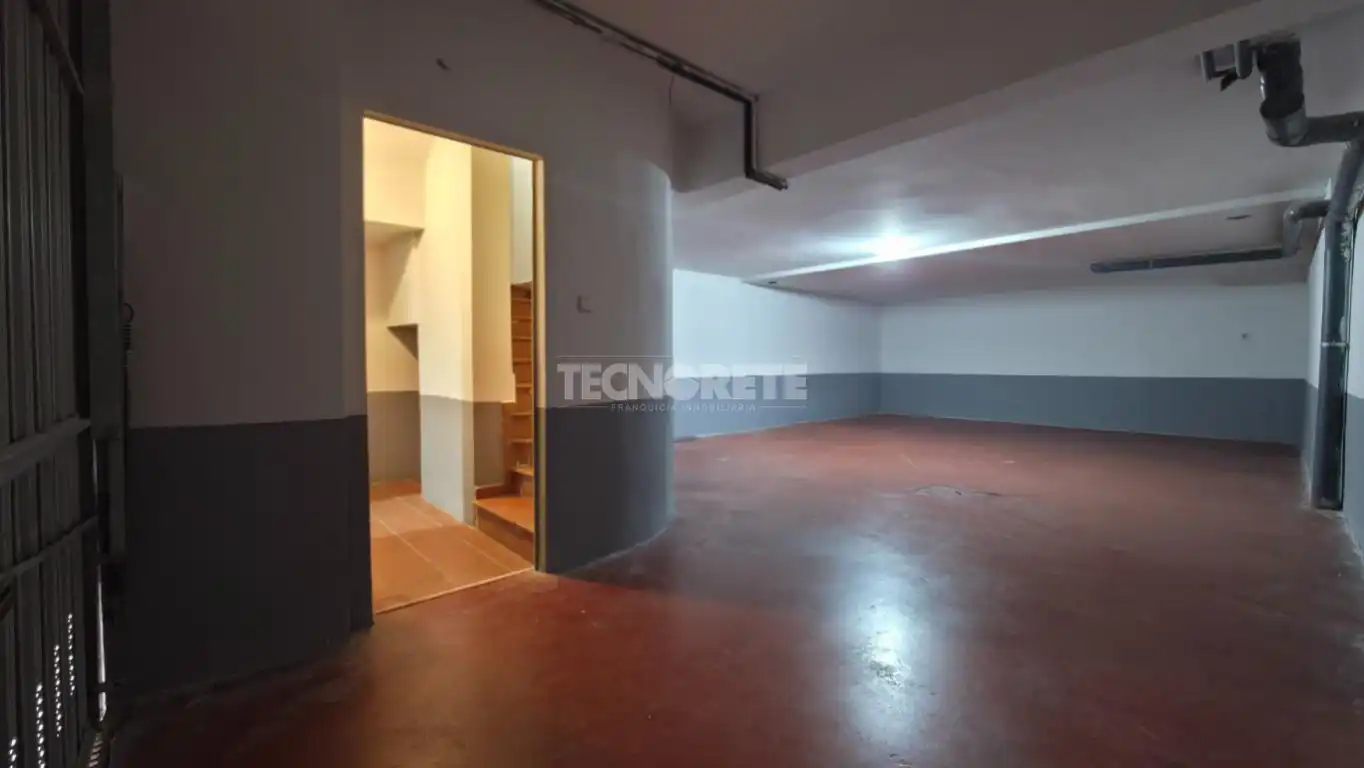 Casa adosada en venta en Guadalajara con Jardín privado, Parquet y Terraza