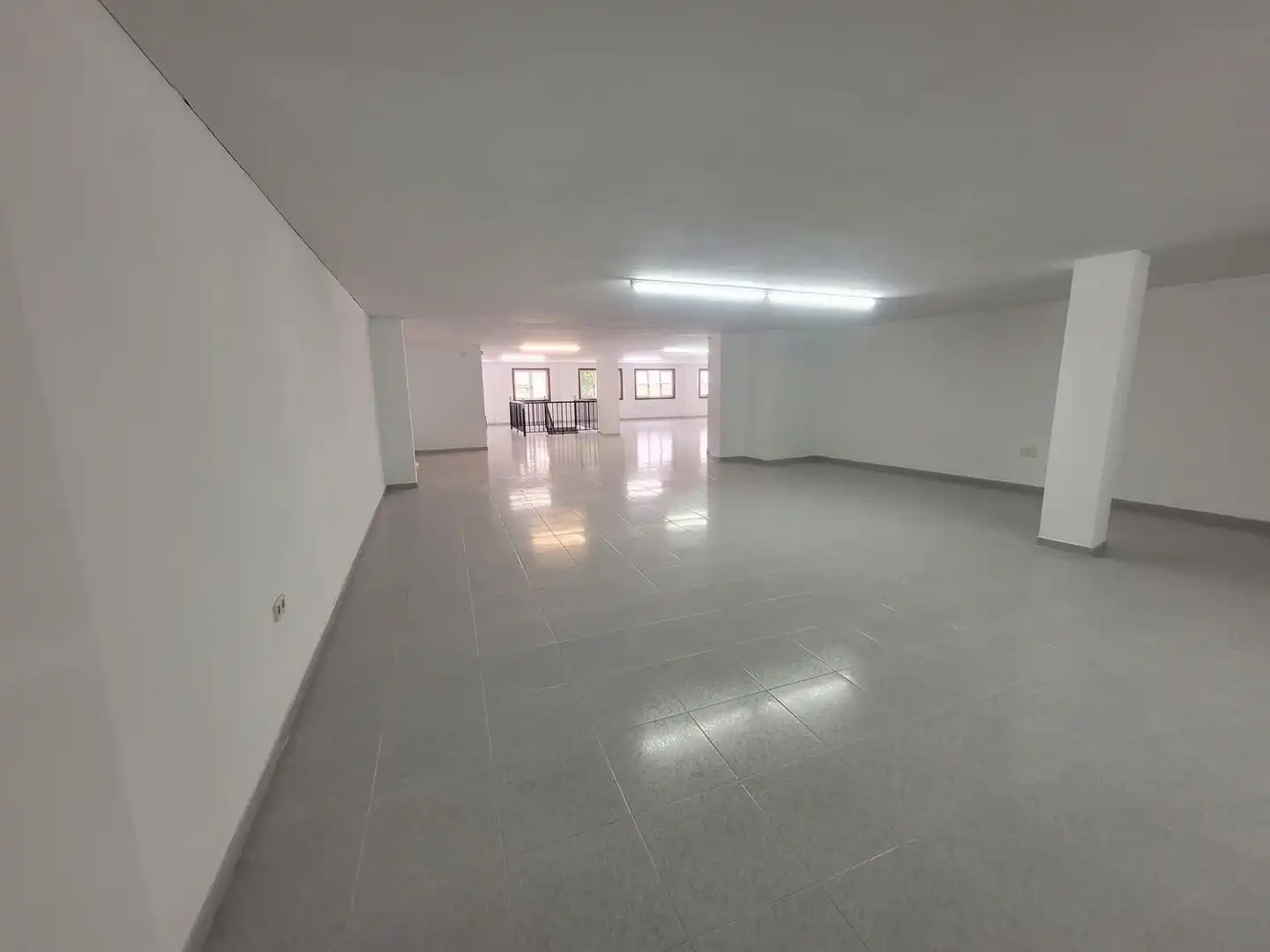 Oficina en venta en Santa Comba